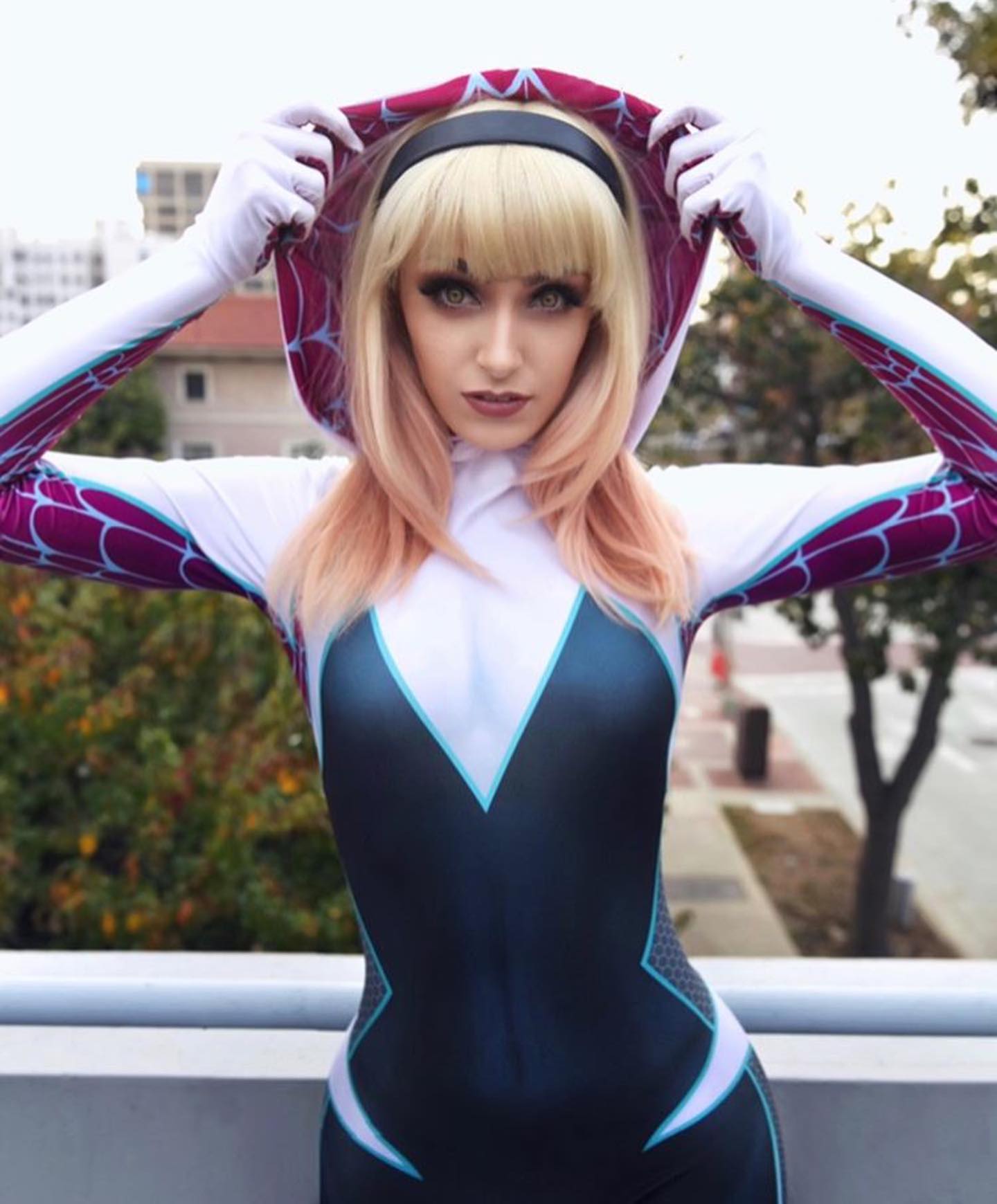 Party Games For Adults And Kids - Halloween Gwen Stacy Spider bodysuit volwassenen